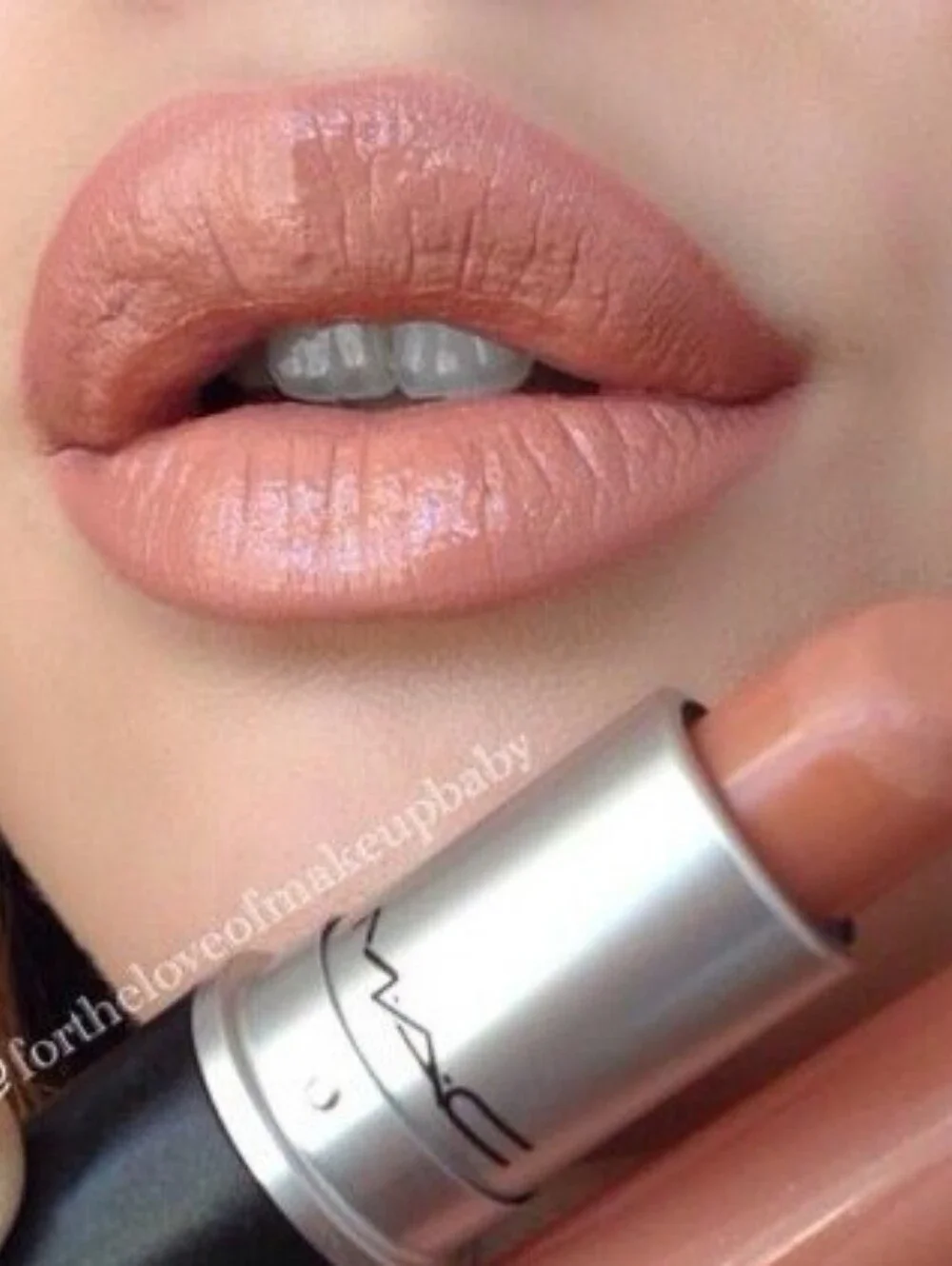 MAC Cosmetics Satin Finish Lipstick — Peachstock Nude Beige Peach NEW IN BOX